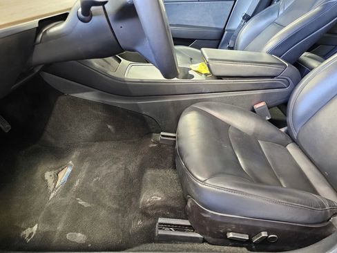 Used 2021 Tesla Model 3 Standard Range Plus RWD image 14