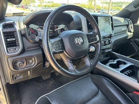 Used 2024 RAM 1500 Laramie AWD/4WD image 17