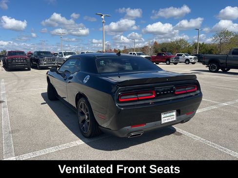 Used 2018 Dodge Challenger SXT Plus image 27
