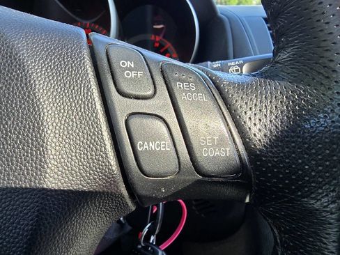 Used 2006 MAZDA MAZDA3 s Touring FWD image 27