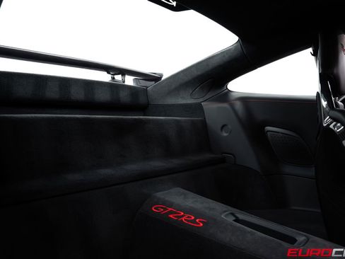 Used 2018 Porsche 911 GT2 RS RWD image 49