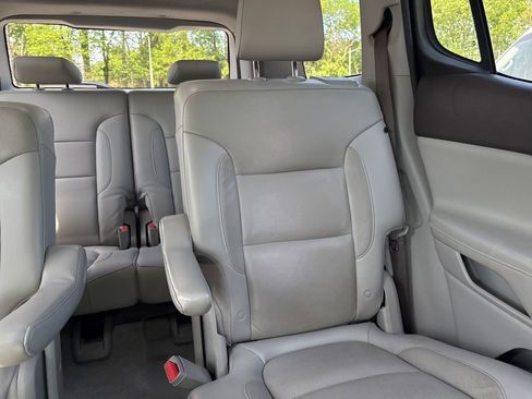 Used 2018 GMC Acadia SLT FWD image 14