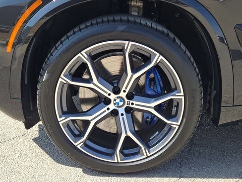 Used 2026 BMW X5 M60i AWD/4WD image 11