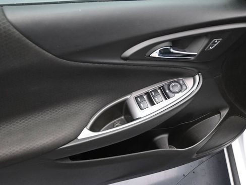 Used 2023 Chevrolet Malibu LT image 17