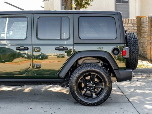 Used 2021 Jeep Wrangler Unlimited Sport image 22