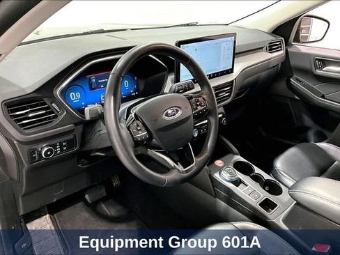 Used 2024 Ford Escape Platinum AWD/4WD image 22