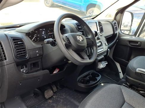 Used 2024 RAM ProMaster 2500 image 11