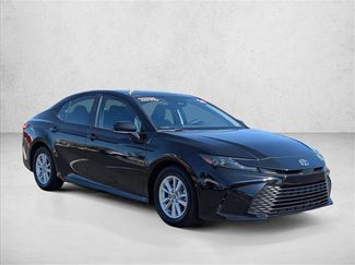 Used 2025 Toyota Camry LE FWD video 3
