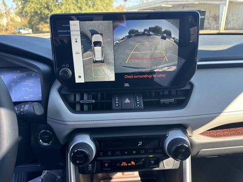 New 2025 Toyota RAV4 Limited w/ Advanced Technology Package AWD/4WD image 20