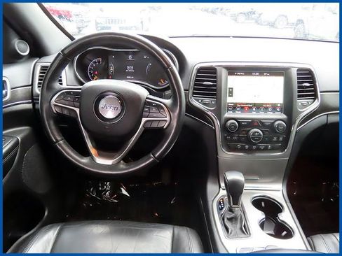 Certified 2018 Jeep Grand Cherokee Limited AWD/4WD image 11