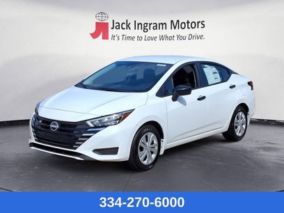 New 2025 Nissan Versa S w/ Trunk Package