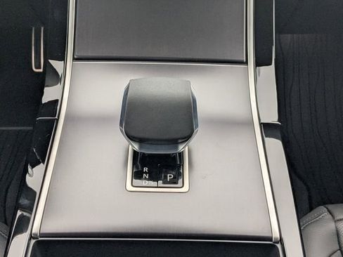 New 2026 Land Rover Range Rover Velar Dynamic SE AWD/4WD image 18