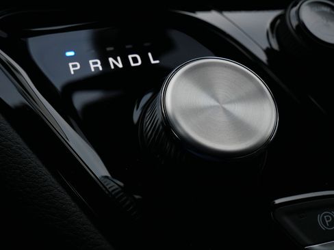 New 2026 Chrysler Pacifica Select w/ S Appearance Package AWD/4WD image 21