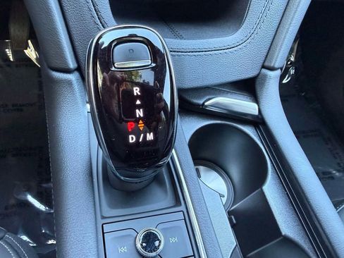 Used 2024 Cadillac XT6 Premium Luxury AWD/4WD image 26