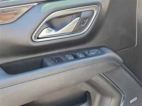 Used 2023 Chevrolet Tahoe Z71 w/ Luxury Package image 29