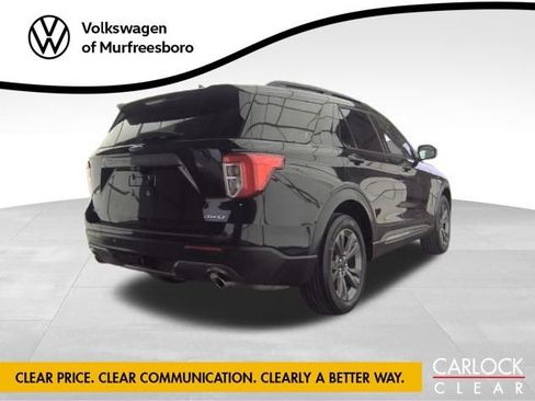 Used 2023 Ford Explorer XLT w/ Equipment Group 202A image 4