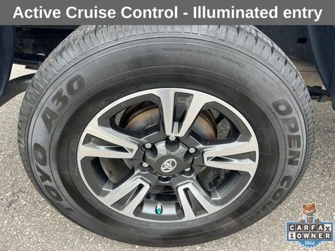 Used 2019 Toyota Tacoma TRD Sport image 13