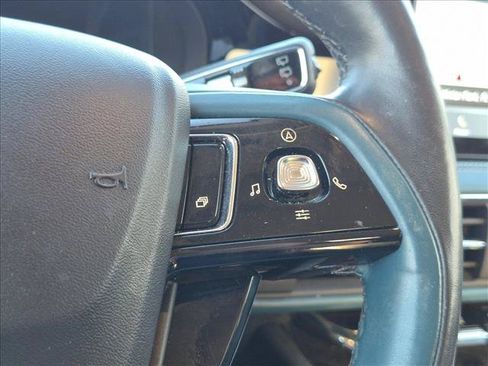 Used 2021 Lincoln Corsair Reserve w/ Equipment Group 201A AWD/4WD image 8