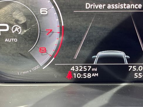 Used 2022 Audi Q5 2.0T Premium Plus w/ Premium Plus Package image 22