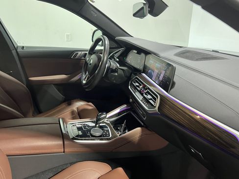 Used 2021 BMW X6 xDrive40i w/ Premium Package image 52