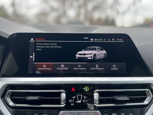 Used 2019 BMW 330i xDrive Sedan w/ Convenience Package image 25