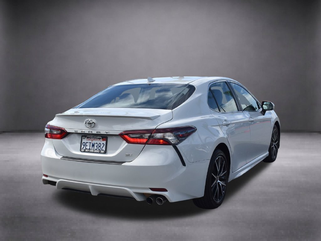 Used 2023 Toyota Camry SE FWD image 7