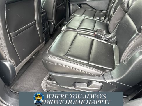 Used 2024 Ford Explorer XLT w/ Equipment Group 202A image 26