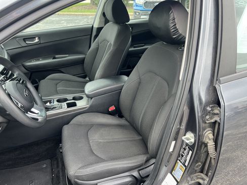 Used 2020 Kia Optima LX FWD image 9