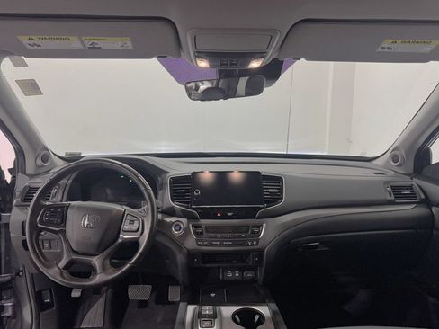 Used 2025 Honda Ridgeline RTL image 2
