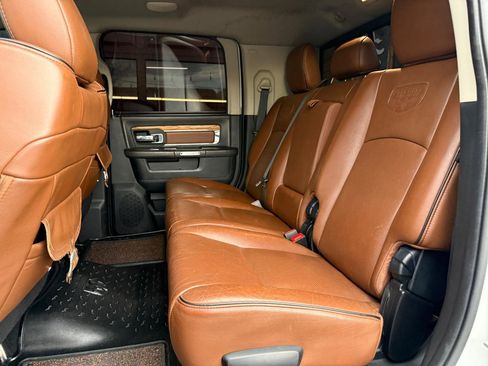 Used 2014 RAM 2500 Longhorn w/ Convenience Group image 14