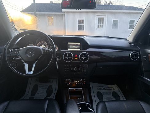 Used 2015 Mercedes-Benz GLK 350 4MATIC image 16