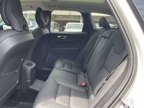 Used 2023 Volvo XC60 T8 Plus w/ Climate Package AWD/4WD image 20