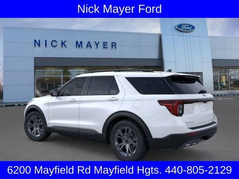 New 2026 Ford Explorer Active image 4