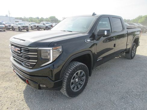 New 2026 GMC Sierra 1500 AT4 w/ AT4 Premium Package AWD/4WD image 12