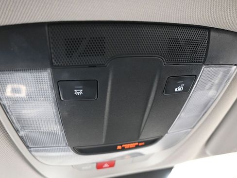 Used 2025 Kia Sportage EX image 32