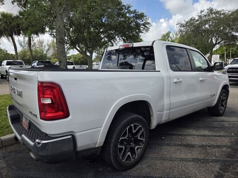 Used 2025 RAM 1500 Laramie AWD/4WD image 5