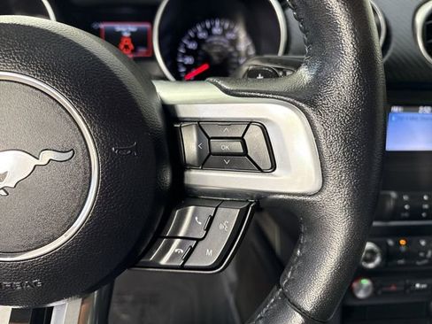 Used 2019 Ford Mustang Coupe w/ Black Accent Package RWD image 13