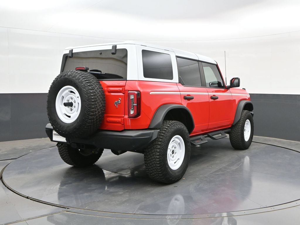 Used 2023 Ford Bronco Heritage Edition AWD/4WD image 11