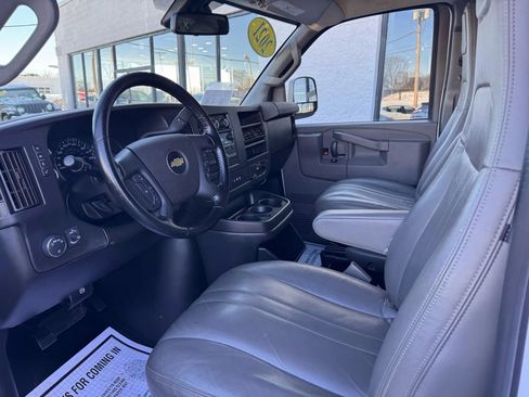Used 2021 Chevrolet Express 2500 w/ Driver Convenience Package image 9
