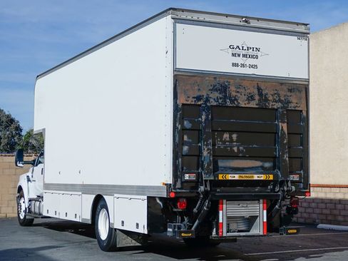 Used 2016 Ford F650 2WD Crew Cab Super Duty image 8