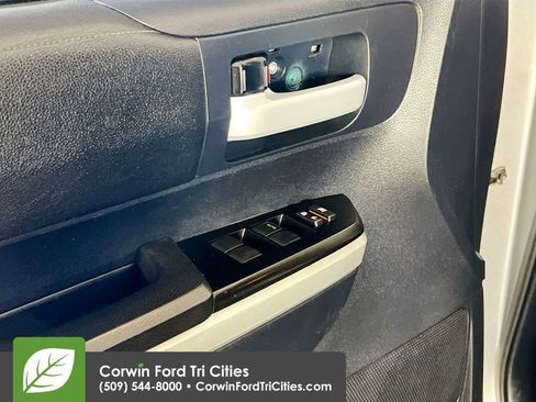 Used 2015 Toyota Tundra SR5 w/ TRD Off Road Package image 12