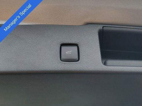 Certified 2023 Ford Escape Active w/ Tech Pack #2 image 9