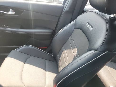 Certified 2023 Kia Forte GT-Line FWD image 33
