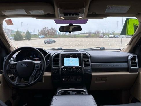 Used 2017 Ford F250 XLT w/ XLT Value Package image 12