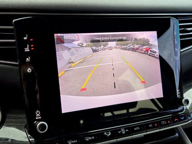 Certified 2022 Jeep Wagoneer Series III w/ Flexible Seating Group RWD image 23