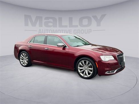 Used 2017 Chrysler 300 C w/ Safetytec Plus Group image 1