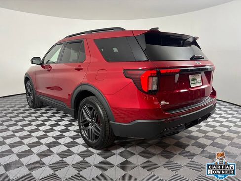 Certified 2025 Ford Explorer ST-Line w/ ST-Line Street Pack AWD/4WD image 12