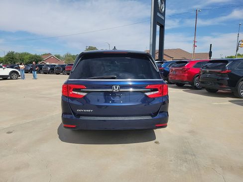 Used 2024 Honda Odyssey EX-L image 6