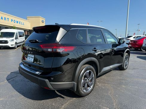 Used 2024 Nissan Rogue SV w/ SV Premium Package AWD/4WD image 20