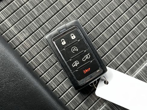 Used 2022 Jeep Wagoneer Series III w/ Convenience Group I AWD/4WD image 40